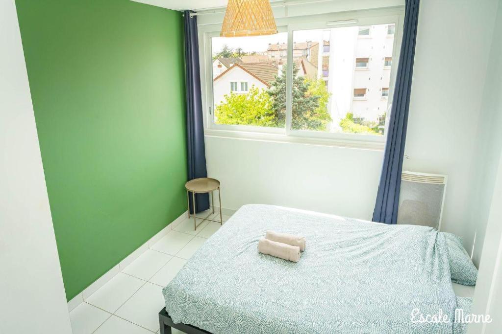 Escale-Marne Fr - 202 - Free Parking - Free Luggage Storage - All Equipped - Linen Included - Washing Machine - 10Mn Walk Metro 8 - Rer A - Panoramic View - From 1 To 14 Guests Maisons-Alfort Chambre photo